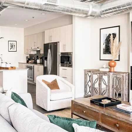3198 Bright & Breezy At Rino Art Lofts Villa